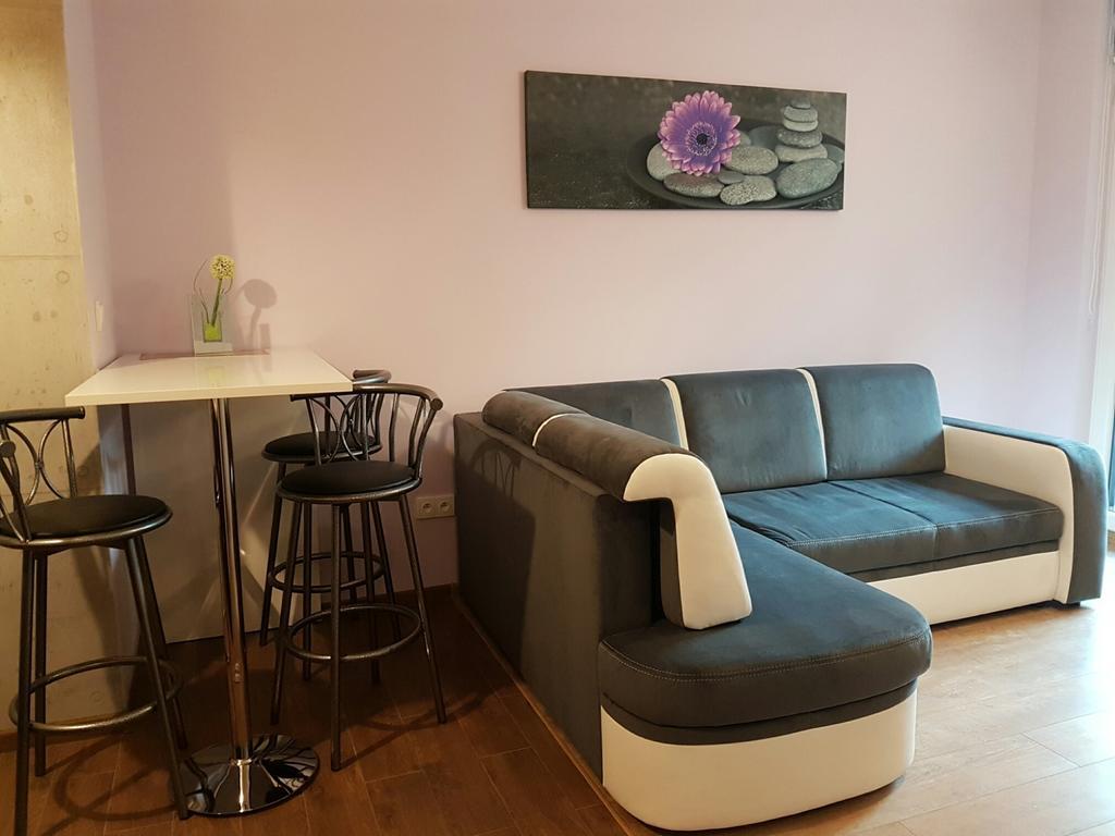 Luna Vratislav Exteriér fotografie